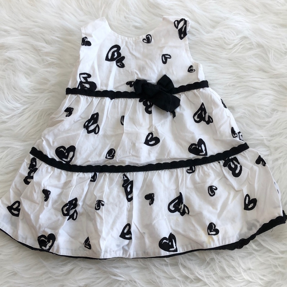 NWOT!! Black and White Heart Dress 🖤🤍